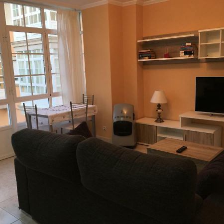Apartamento Junto Al Paseo Maritimo De 西宜 外观 照片