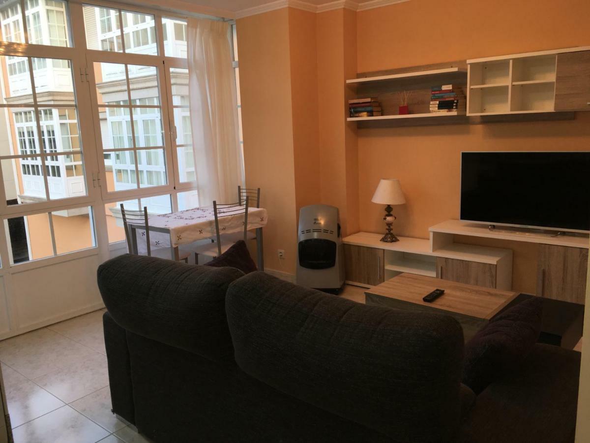 Apartamento Junto Al Paseo Maritimo De 西宜 外观 照片