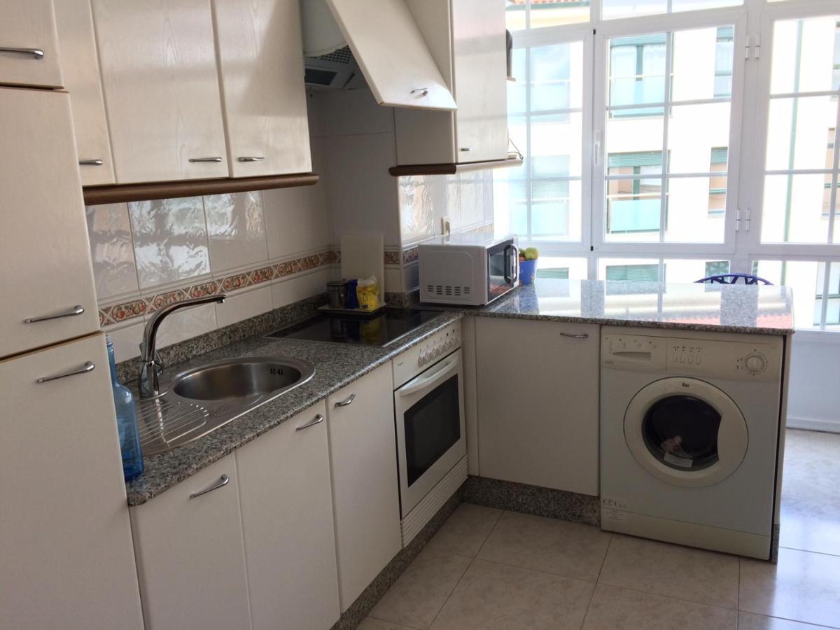 Apartamento Junto Al Paseo Maritimo De 西宜 外观 照片
